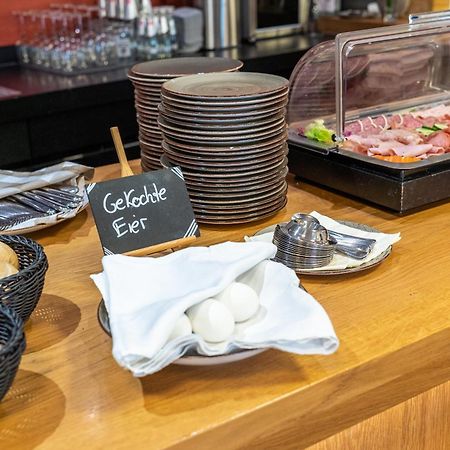 Stadthotel Reich Mellrichstadt Zewnętrze zdjęcie